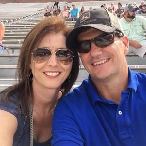 Meet your Posher, Dana